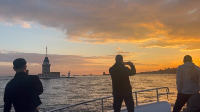 Lost in the magic of the moment — where the sunset meets calmness and romance on the Bosphorus. ✨

#sunsetvibes #romanticevening #bosphoruscruise #istanbulviews #sunsetmagic #calmwaters #romanticmoment #travelistanbul #sunsetlovers #eveningglow #magicmoments #beautifuldestinations #travelcouples #discoverearth #exploreturkey #couplesgetaway #serenescenes #goldenhourlove #romanticvibes #dreamyplaces