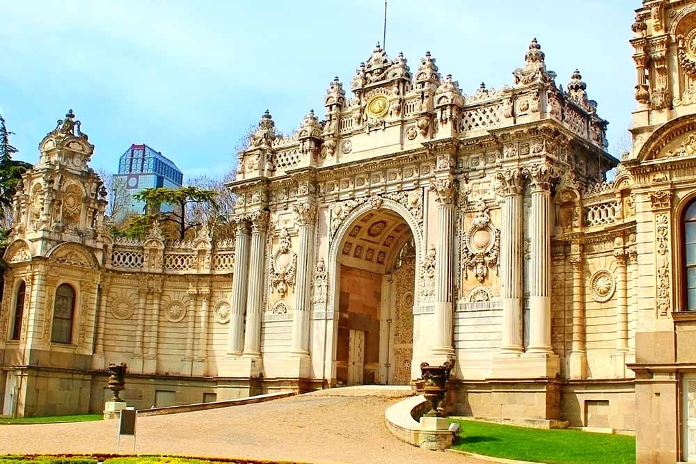 Dolmabahce Palace (1)