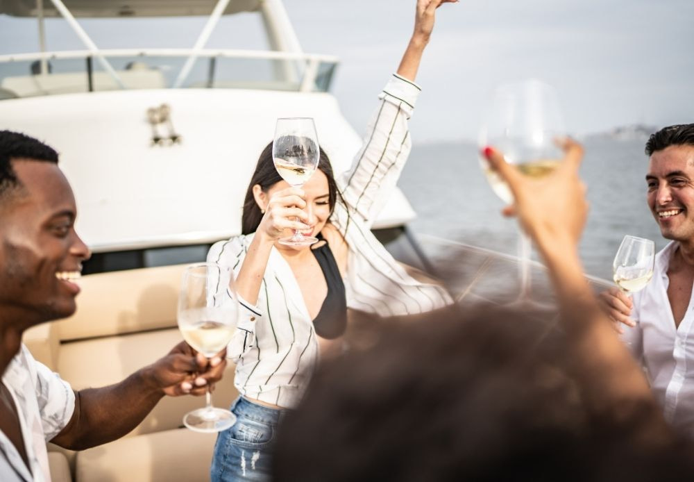 Bosphorus Tour Organisations -Yacht Cruise (7)